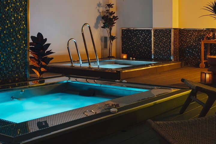 thermal baths warm air in Seville