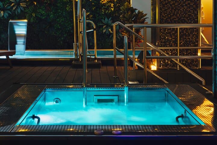 massages oasis bronze Seville.