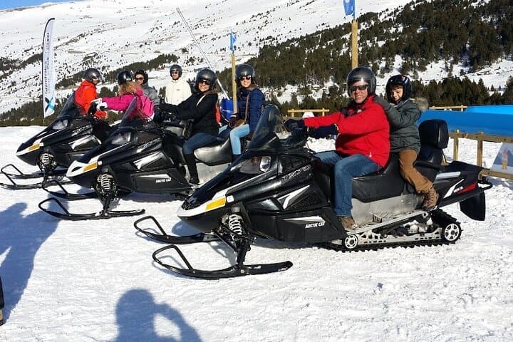 Andorra Snow Private Day Tour with 2 Guides and Hotel Pickup
