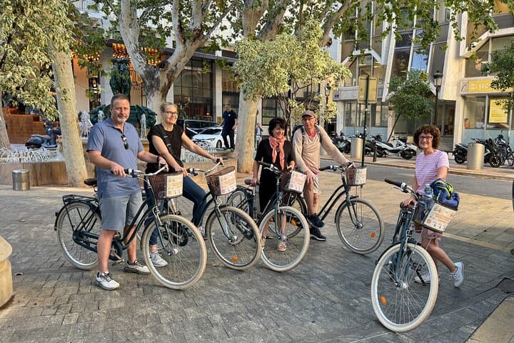 Explore Valencia Private Bike or EBike Tour