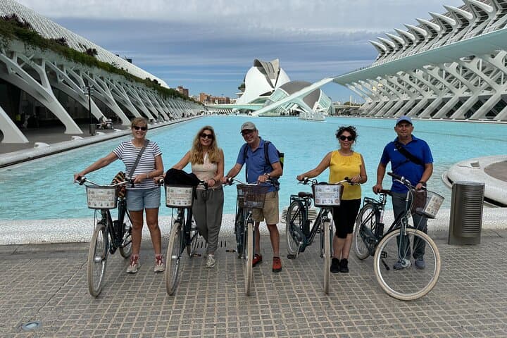 Explore Valencia Private Bike or EBike Tour