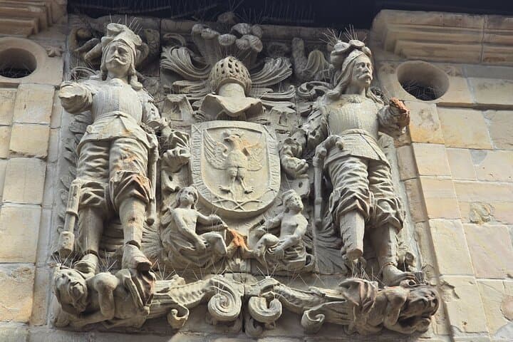 Private Guided Walking Tour of Santillana del Mar