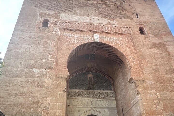 Arabic Private tour Alhambra (Not Included Ticket )