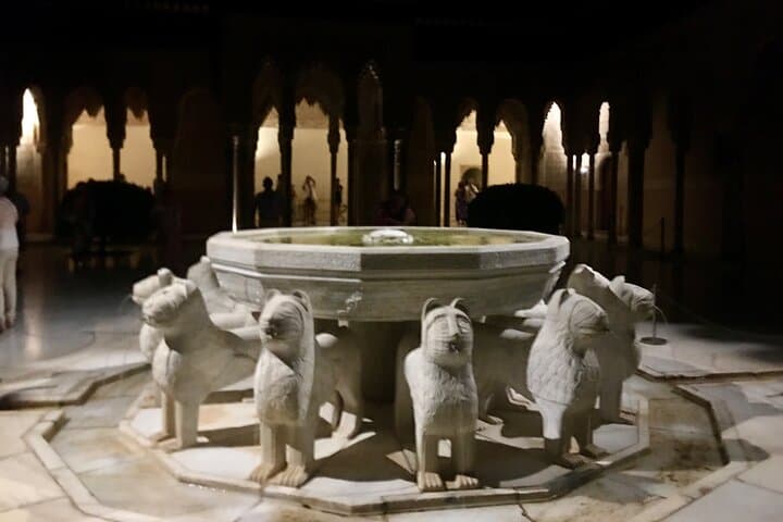 Arabic Private tour Alhambra (Not Included Ticket )