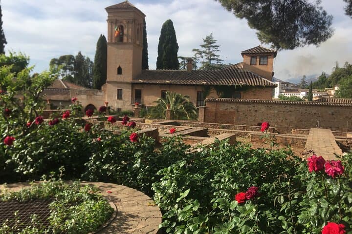 Arabic Private tour Alhambra (Not Included Ticket )