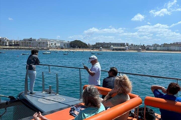 Cádiz Trimillennial Catamaran Navigation