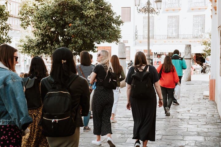 Private walking tour of Triana in Seville