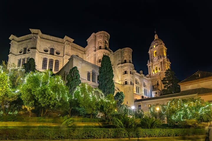 Málaga’s Festive Lights: A Private Christmas Walking Tour