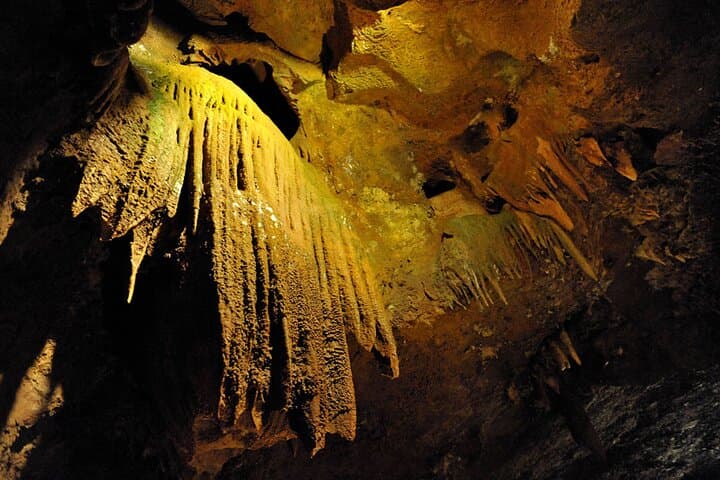 San Jose Caves Guided Tour from Valencia with Boat Ride