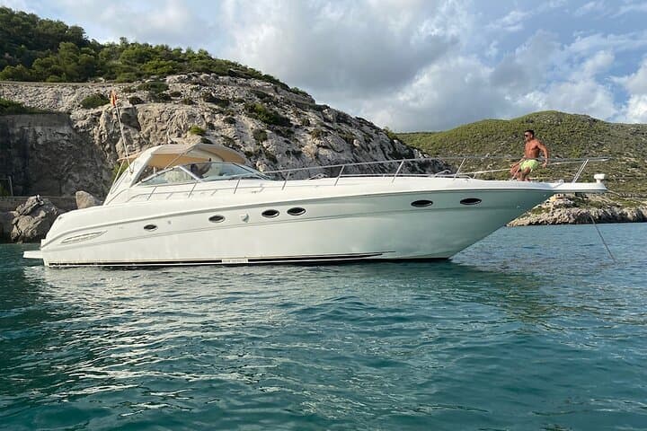 Private Yacht Tour with Drinks Lunch and Snorkel Gran Canaria