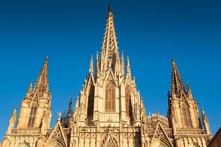 Gothic Quarter Barcelona Tour with Audioguide