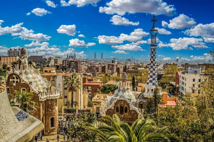Private Sagrada Familia Walking Tour in Barcelona Architecture