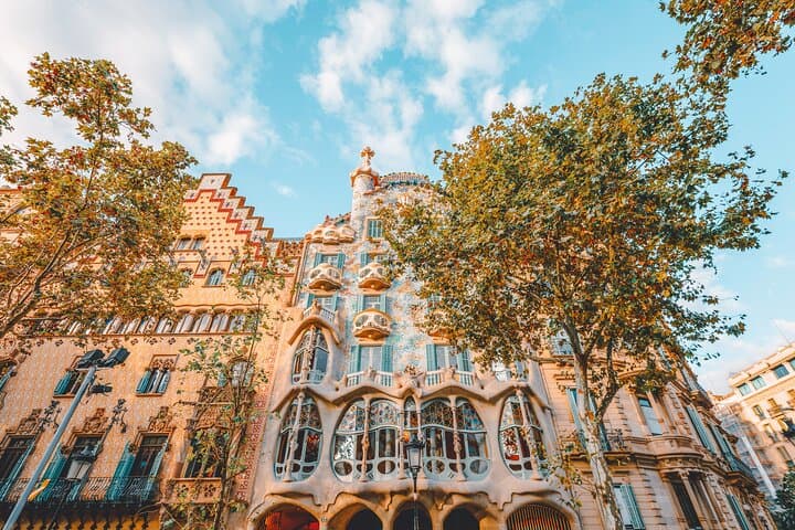 Private Sagrada Familia Walking Tour in Barcelona Architecture