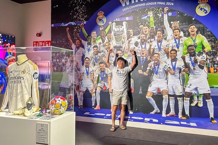 Santiago Bernabéu Stadium Admission Ticket