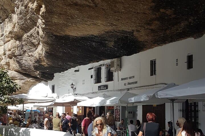 Setenil of the Wineries
