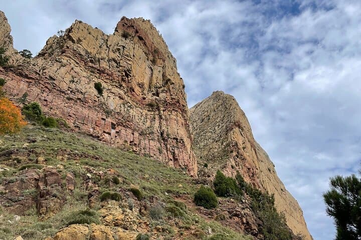 El Penyagolosa (1813m) - Crown the Highest Peak.- OFFICIAL GUIDE