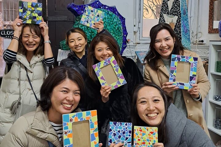 Guided Gaudí Trencadís Mosaic Workshop in Barcelona 2 Hours
