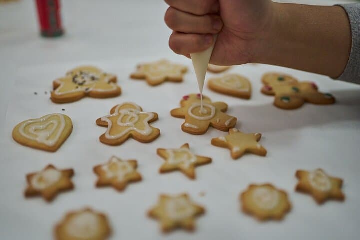 Sweet Escape: Create, Bake, and Take Home Your Creations