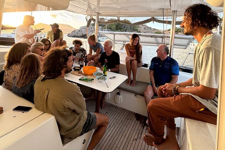 Lagoon 440 · Comfortable catamaran for Ibiza and Formentera