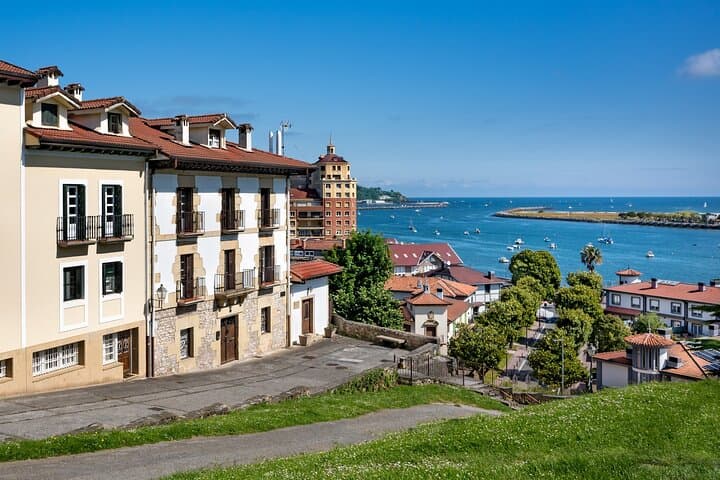 Bilbao: Excursion to San Sebastian, Hondarribia, Hendaye and Getaria