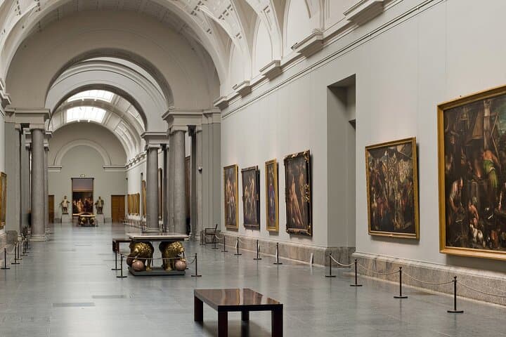 Museo Nacional del Prado Guided Walking Tour + Ebook
