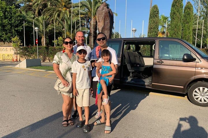 Private Tarragona and Sitges Tour with Hotel pick-up from Barcelona