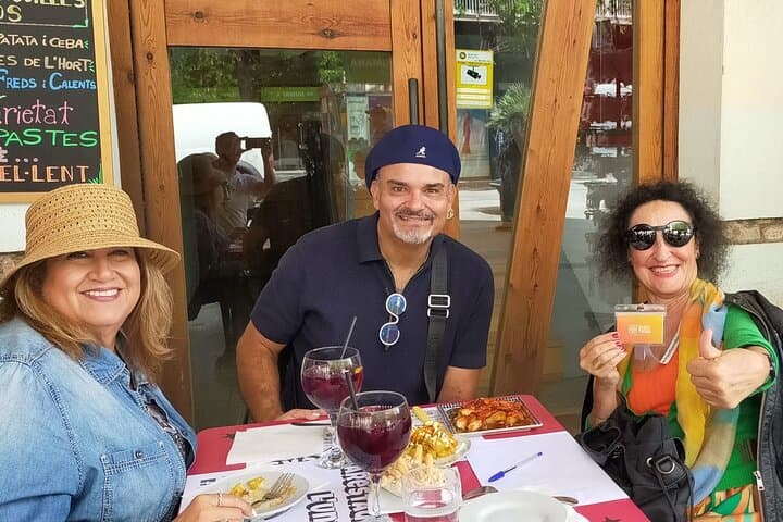 Boqueria and Santa Caterina Markets with Food and Tapas Private Walking Tour