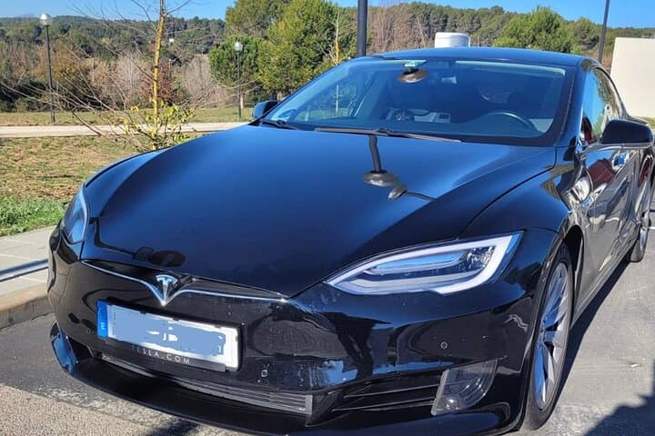 Private transfer from Airport Barcelona to Santa Susanna