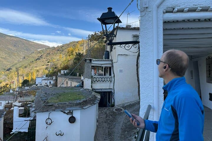 Textiles and Tinaos: A Self-Guided Audio Tour of Pampaneira