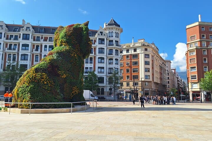 Private Bilbao City Tour and Guggenheim Museum from San Sebastian