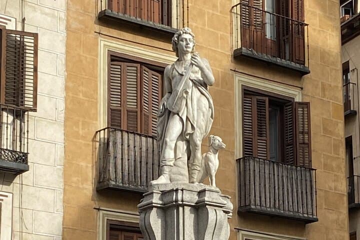 Self-Guided Tour of Old Madrid for Kids and Families in English