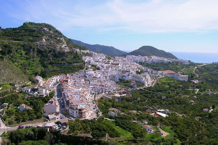 Frigiliana, Nerja Cave and The Balcony of Europe Private Tour
