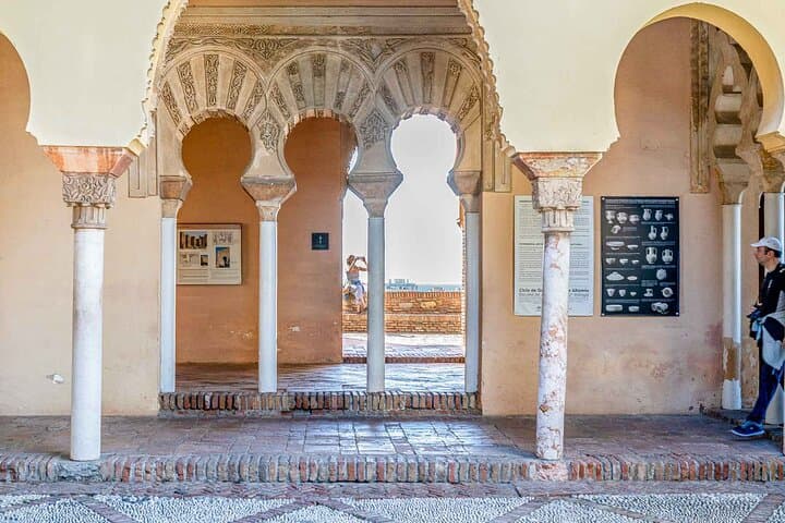 Malaga Private Tour: Alcazaba, Market, Catedral & Picasso