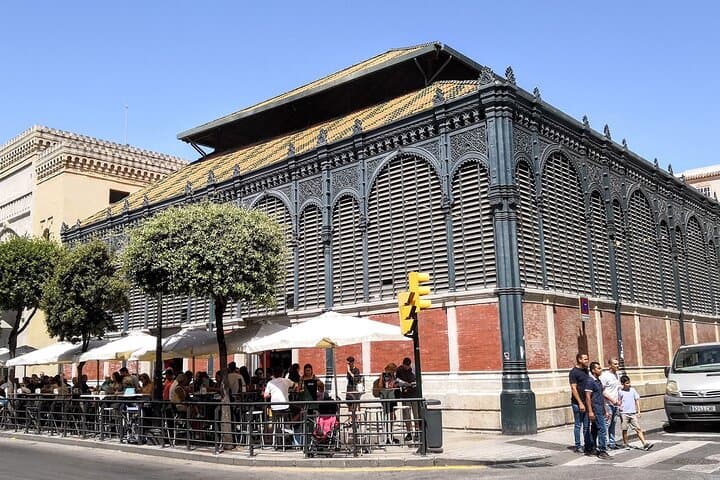 Malaga Private Tour: Alcazaba, Market, Catedral & Picasso