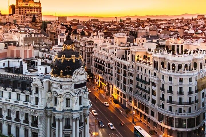 Madrid: MAD Airport Private Transfer to/from Madrid City Center