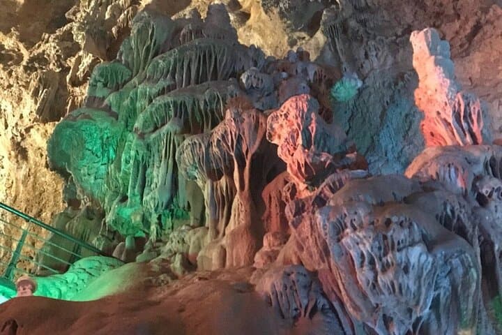 Canelobre Caves and Busot Tour from Alicante