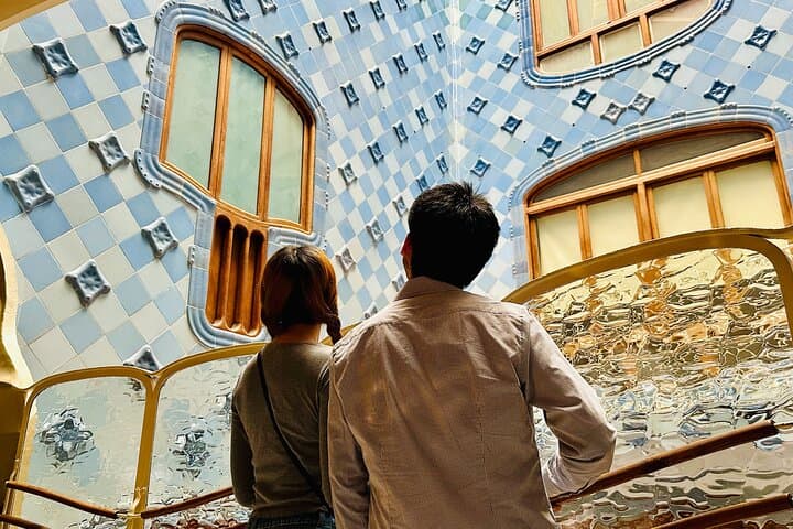 10 Hour Private Gaudi Day Tour in Barcelona