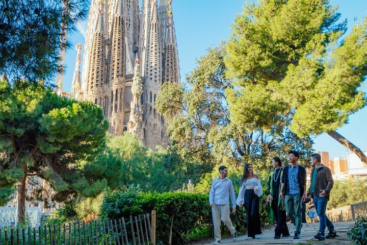 10 Hour Private Gaudi Day Tour in Barcelona