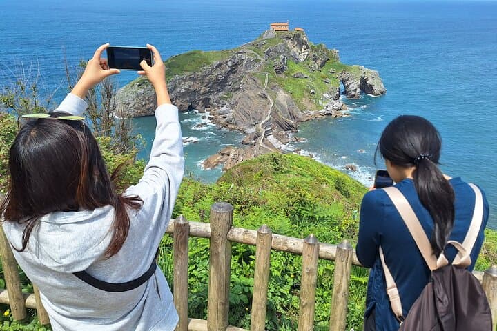 Game of Thrones Basque Coast Locations Tour from San Sebastian