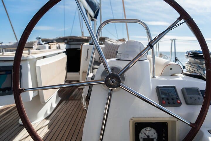 VALENCIA : Full day 7h sailing, sun and Mediterranean relaxation