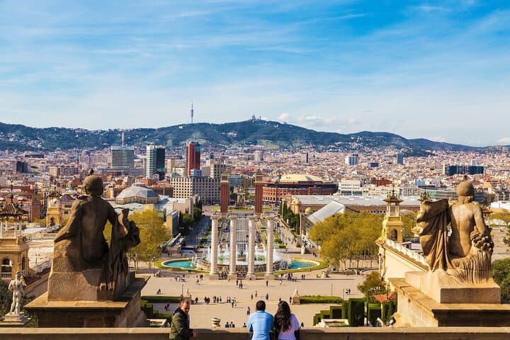 Barcelona Highlights Tour with Montjuïc Cable Car