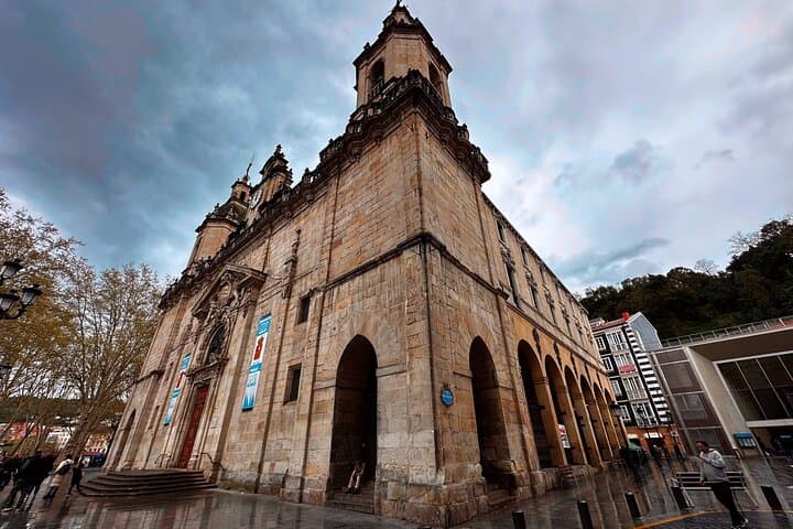 Bilbao Interactive City Tour