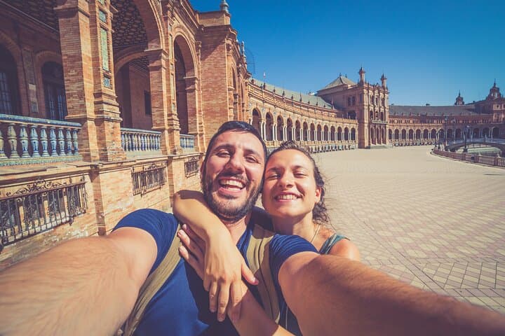 Private day trip from Malaga to Seville, local friendly driver