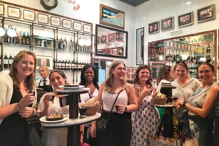Private Tapas Tour (Only your group will participate)