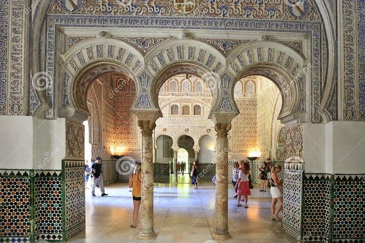 Guided Tour of the Royal Alcazar of Seville with Admission Included
