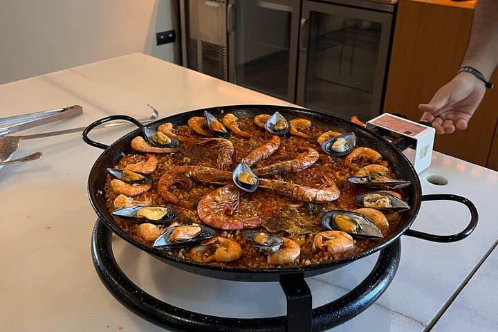 Seville: Rooftop Paella Showcooking and Sangría