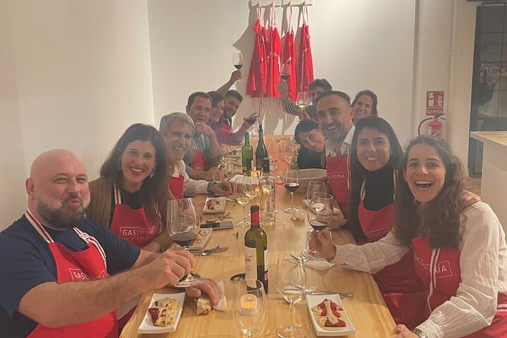 Traditional Basque Pintxos Cooking Class in Bilbao