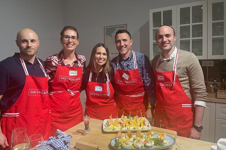 Traditional Basque Pintxos Cooking Class in Bilbao