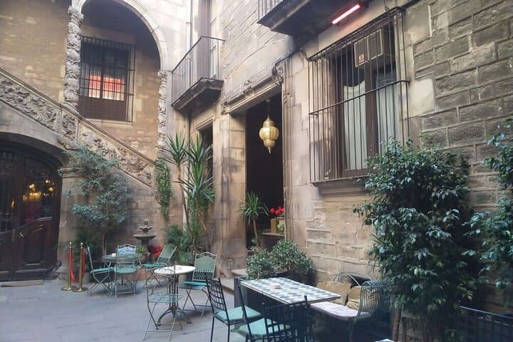 We will see the interior of some houses from XII century