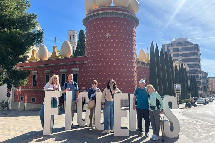 Dali Museum and Costa Brava Small Group Tour